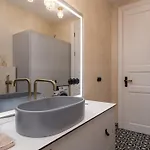 Grande Luxury Modern 3br For 8 With Parking & Lift