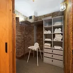 Grande Luxury Modern 3br For 8 With Parking & Lift リガ