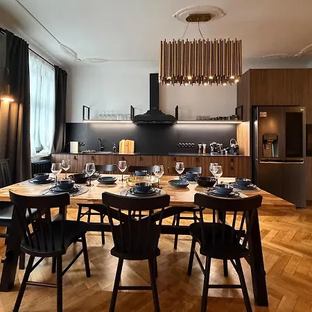 Grande Luxury Modern 3br For 8 With Parking & Lift