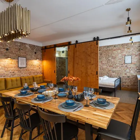 Grande Luxury Modern 3br For 8 With Parking & Lift * Riga