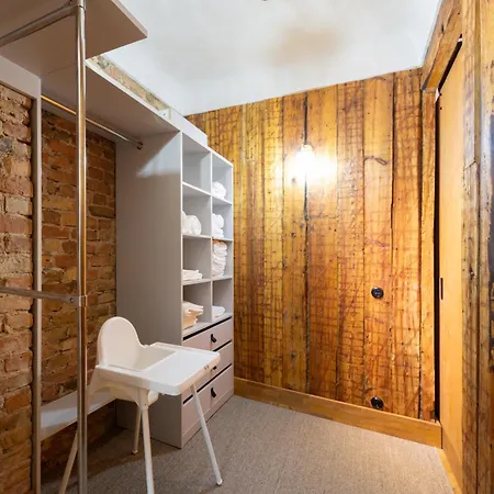 Grande Luxury Modern 3br For 8 With Parking & Lift Riga