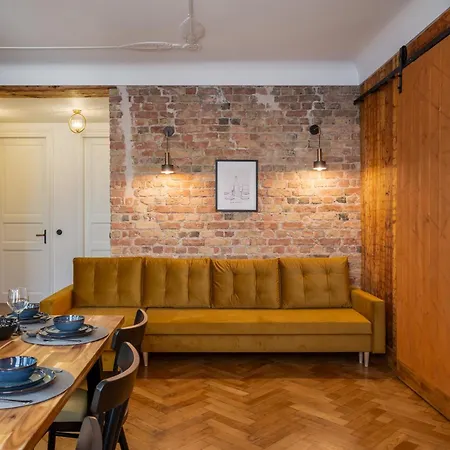 Grande Luxury Modern 3br For 8 With Parking & Lift 公寓 里加